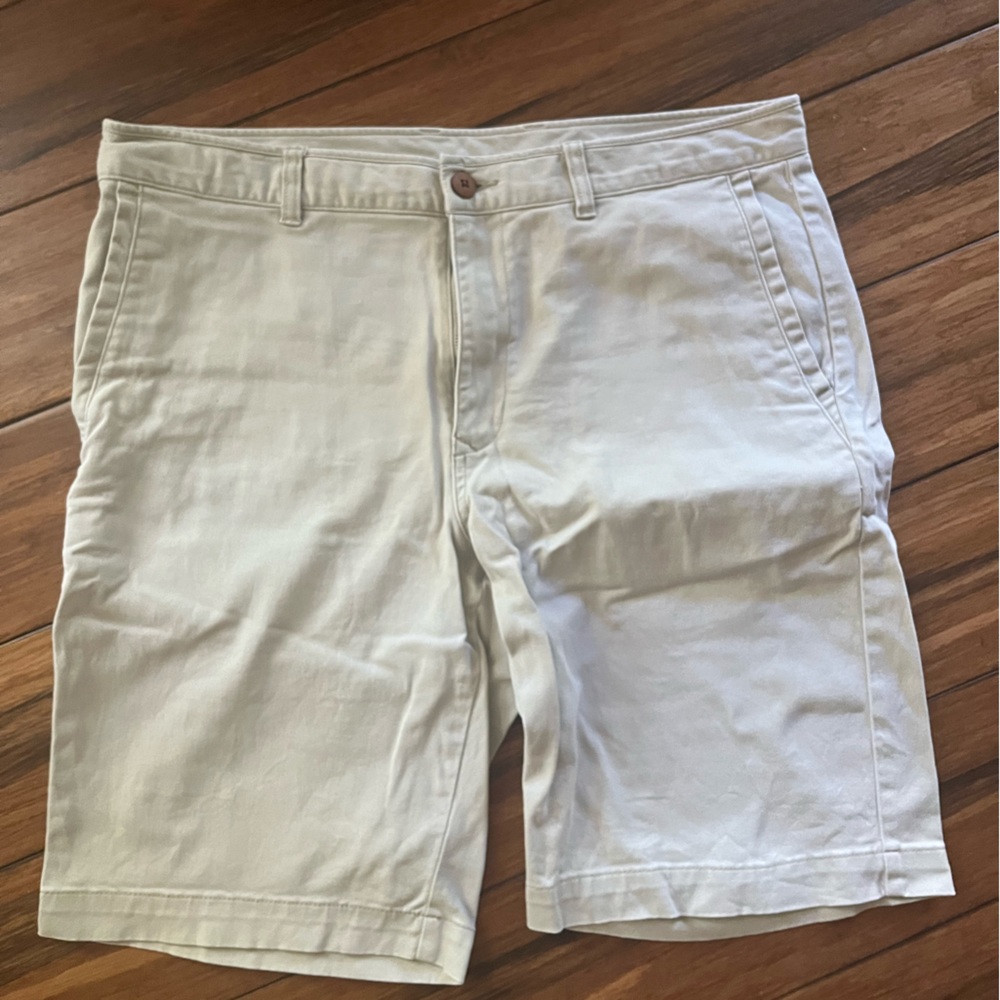 Tommy Bahamas shorts